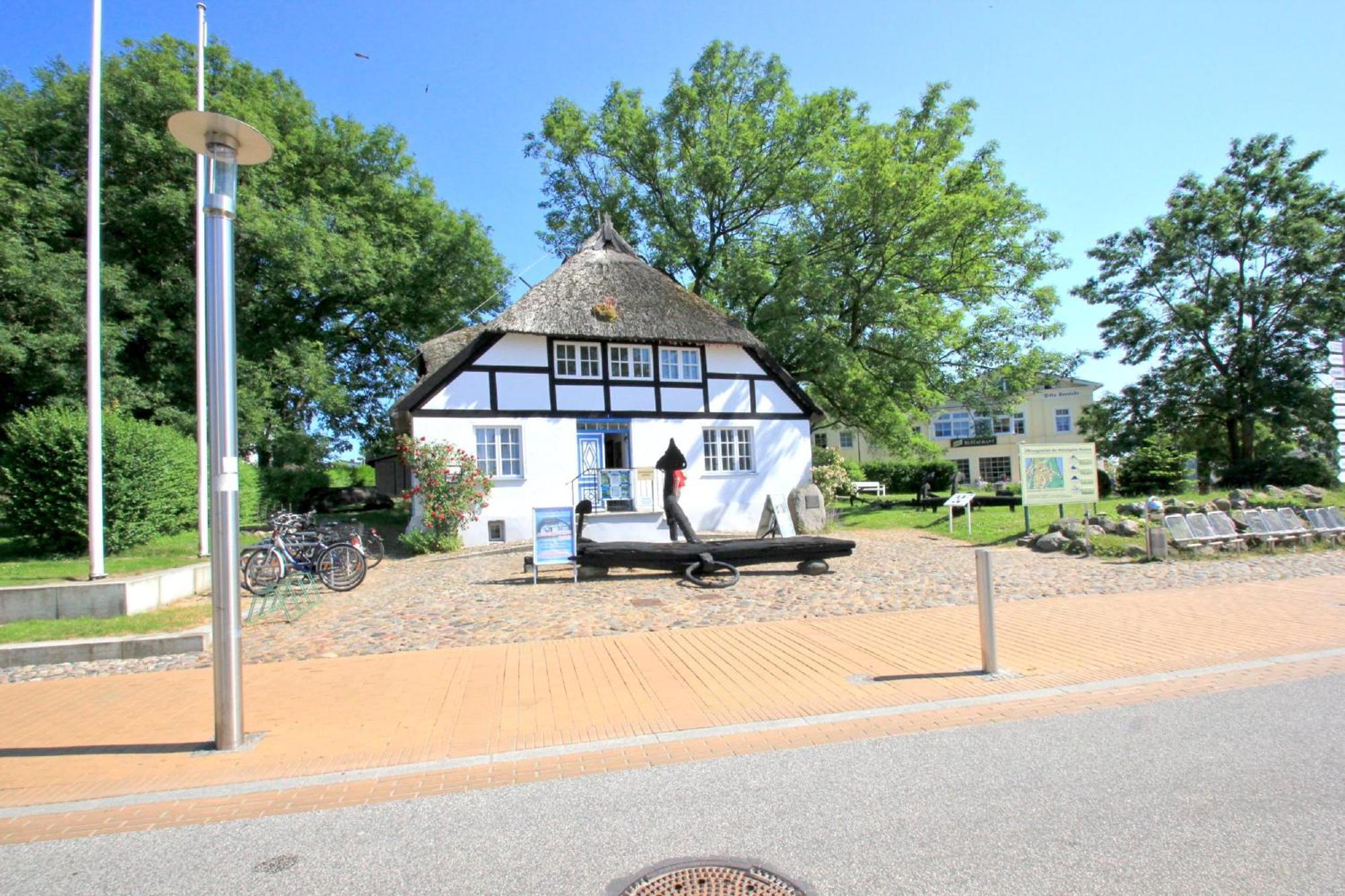 Ferienwohnung Mit Eigener Sauna In Zentraler Lage - Kurhaus Nordstrand Fewo 32 Goehren  Luaran gambar